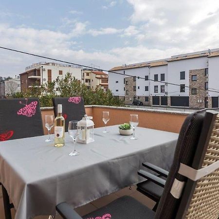 Apartment Dubravka Near The Sandy Beach Medulin Ngoại thất bức ảnh