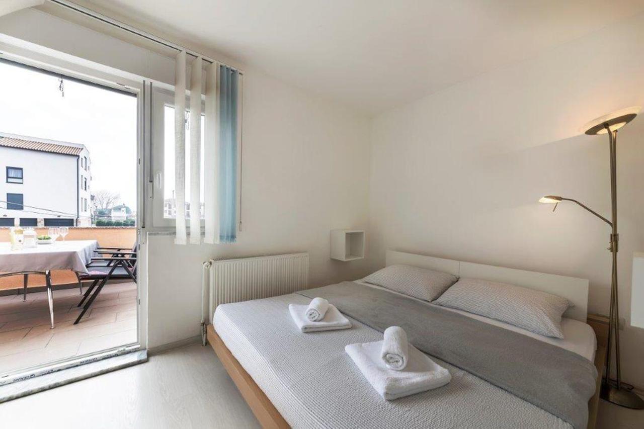Apartment Dubravka Near The Sandy Beach Medulin Ngoại thất bức ảnh