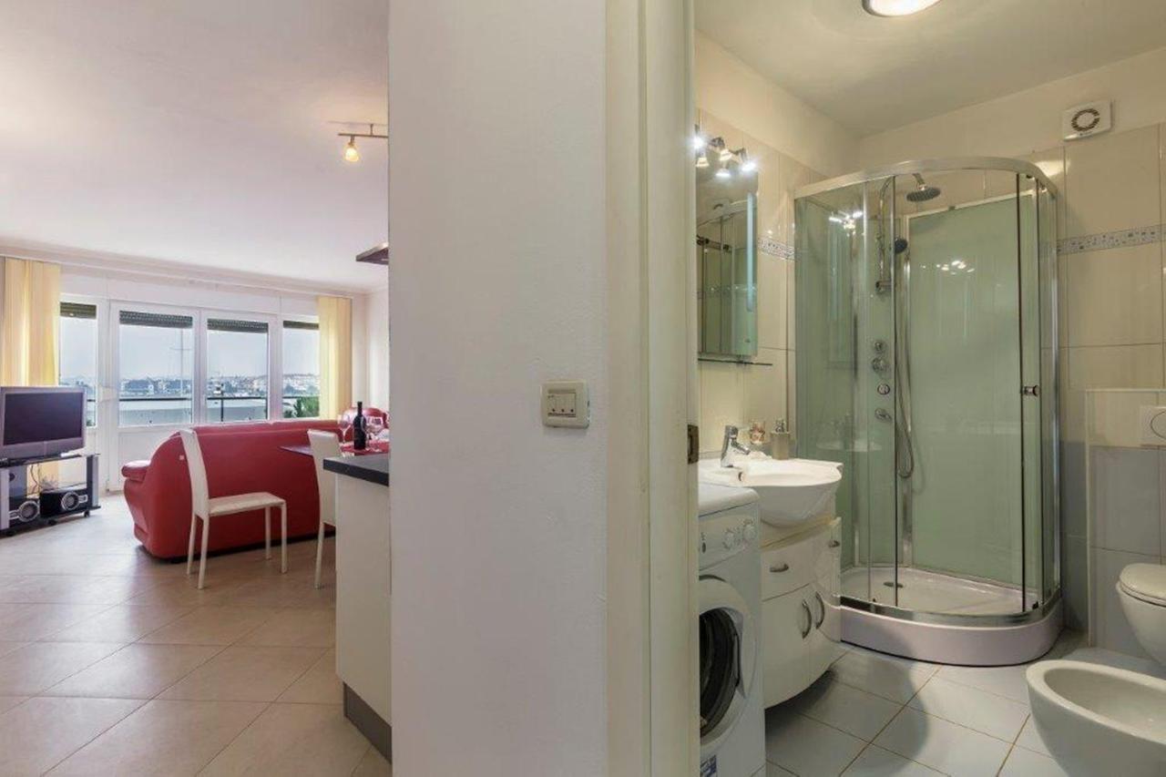 Apartment Dubravka Near The Sandy Beach Medulin Ngoại thất bức ảnh
